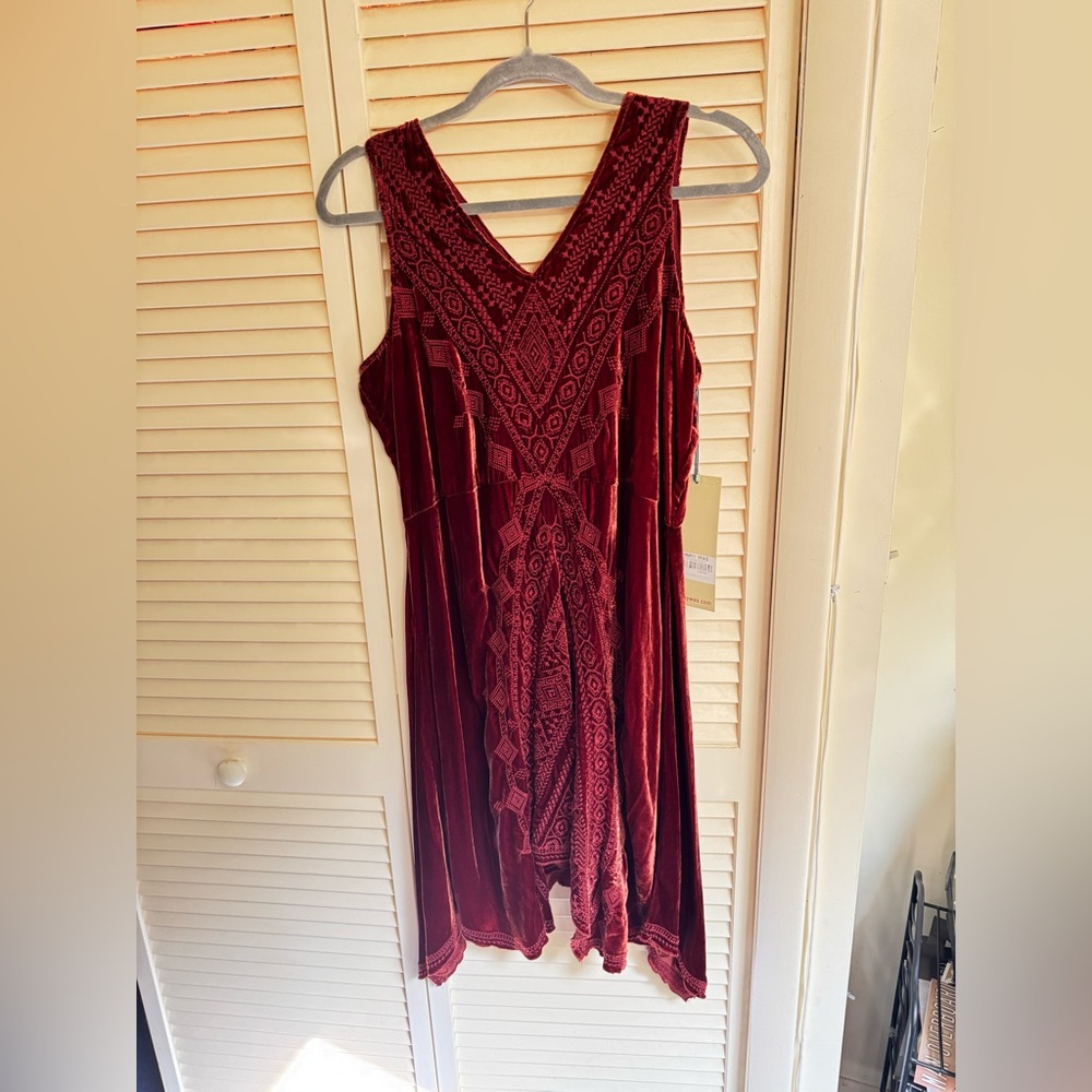 NWT!! Johnny Was Size L Shoba Red Velvet Swing Dress